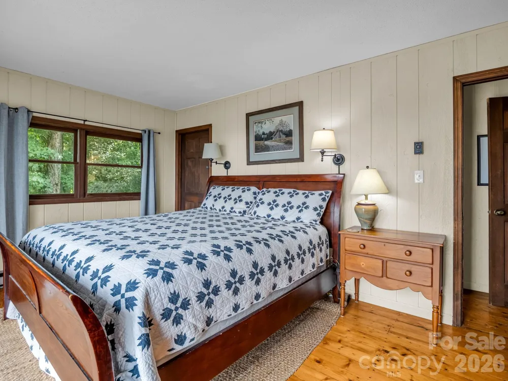 179 Sarvis Lane Mars Hill, NC 28754