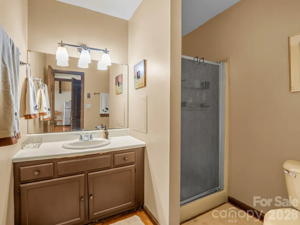 179 Sarvis Lane Mars Hill, NC 28754