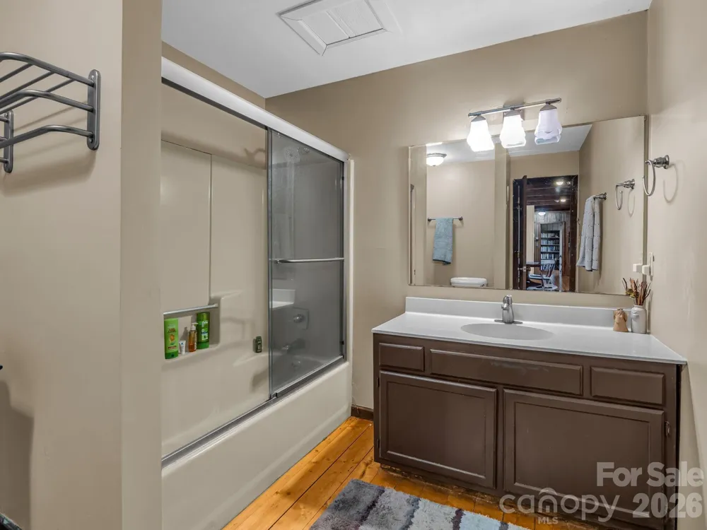 179 Sarvis Lane Mars Hill, NC 28754