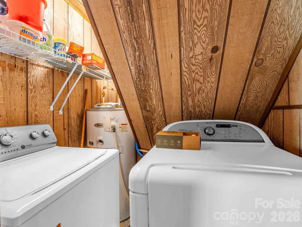179 Sarvis Lane Mars Hill, NC 28754