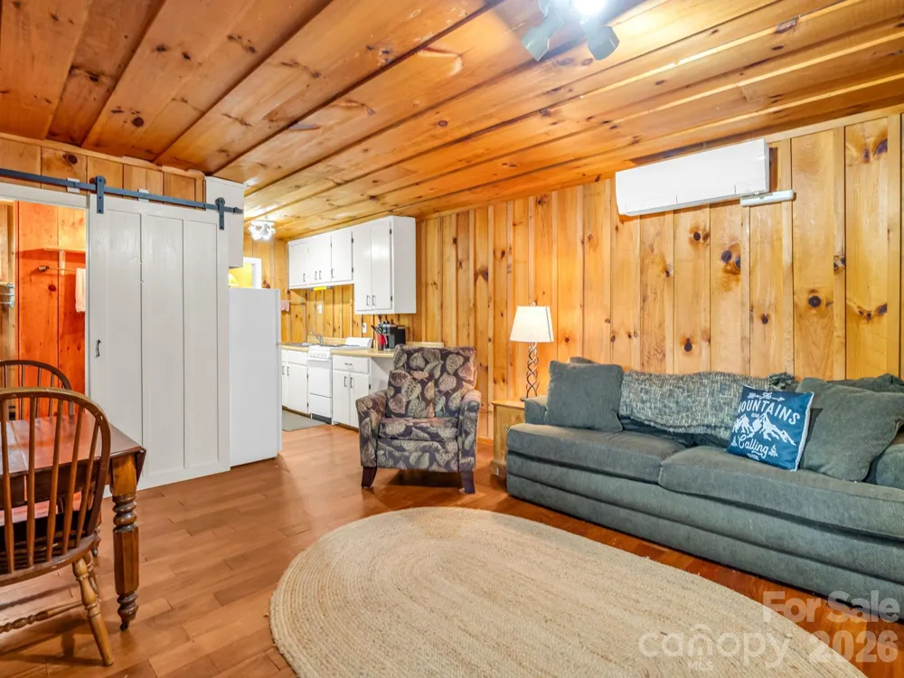 179 Sarvis Lane Mars Hill, NC 28754