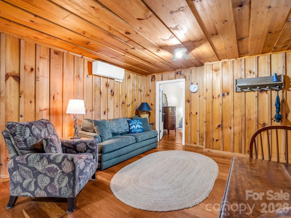 179 Sarvis Lane Mars Hill, NC 28754