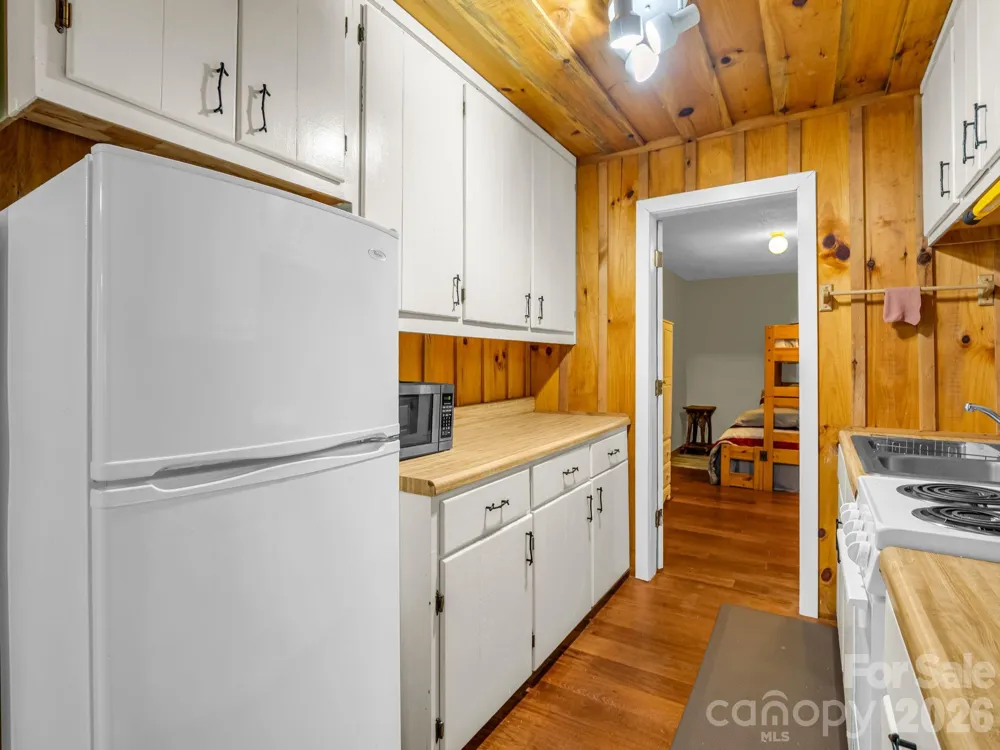 179 Sarvis Lane Mars Hill, NC 28754