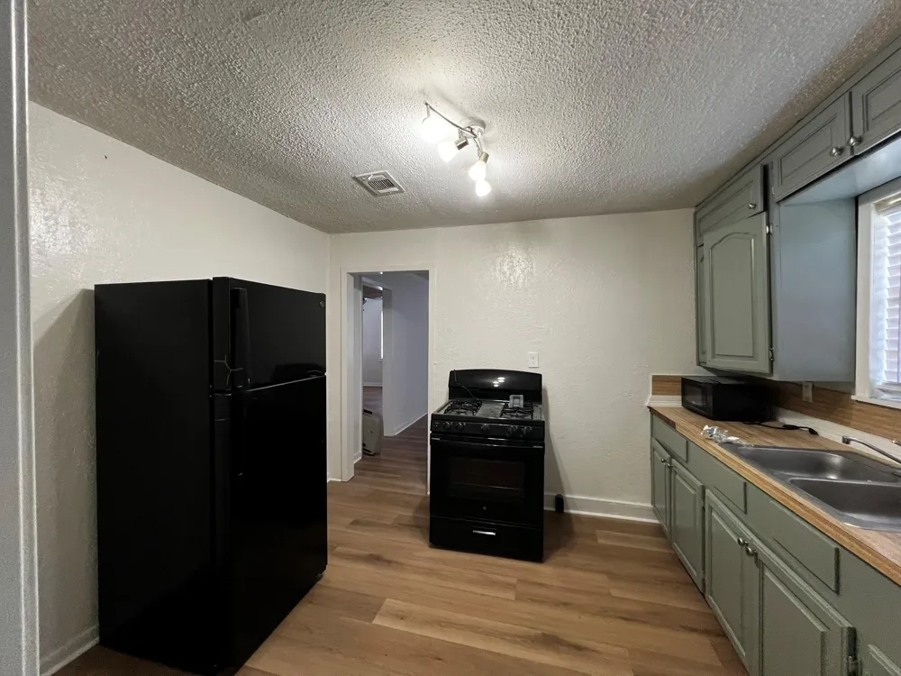 2840 Hebert Street Beaumont, TX 77705