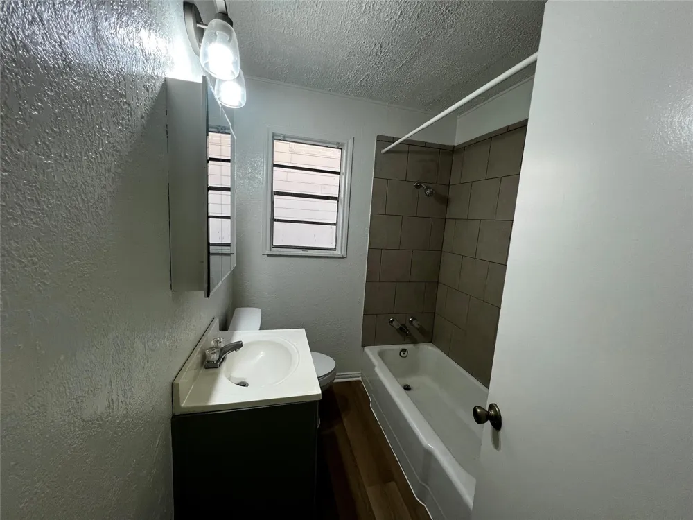 2840 Hebert Street Beaumont, TX 77705