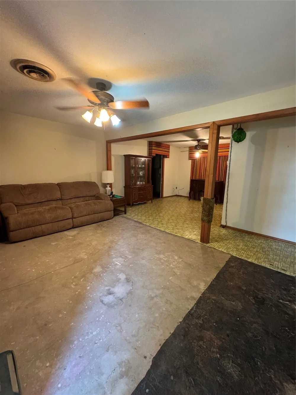 416 Mertie Palacios, TX 77465