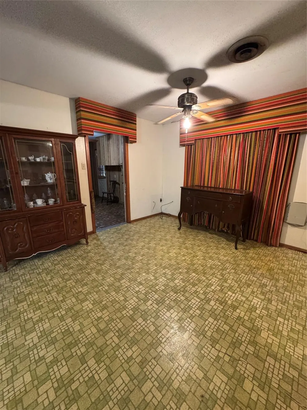 416 Mertie Palacios, TX 77465