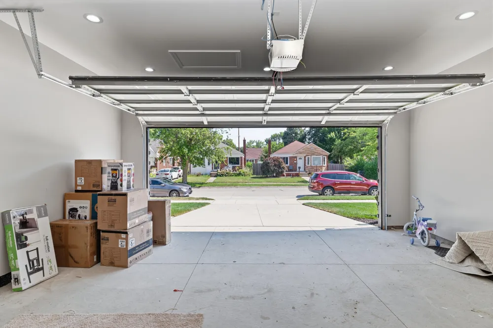 15185 Hanover Avenue Allen Park, MI 48101