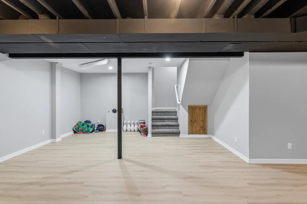 15185 Hanover Avenue Allen Park, MI 48101