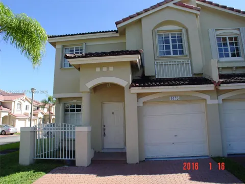 5173 NW 114th Pl