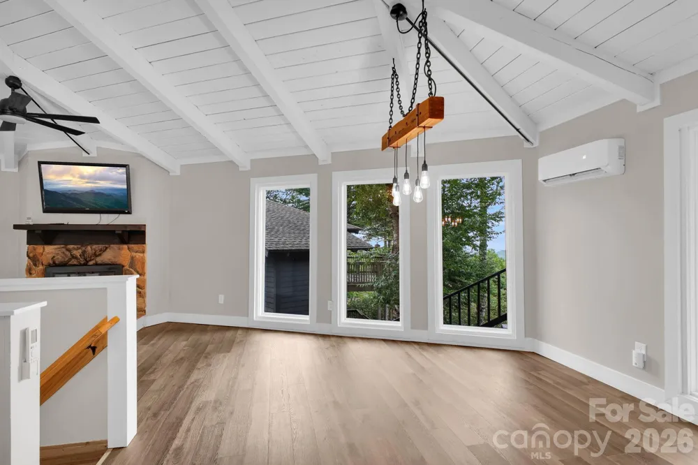 119 Beechwood Lane Beech Mountain, NC 28604