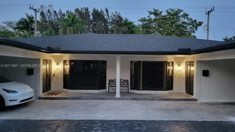 410 NW 65 Ave #410