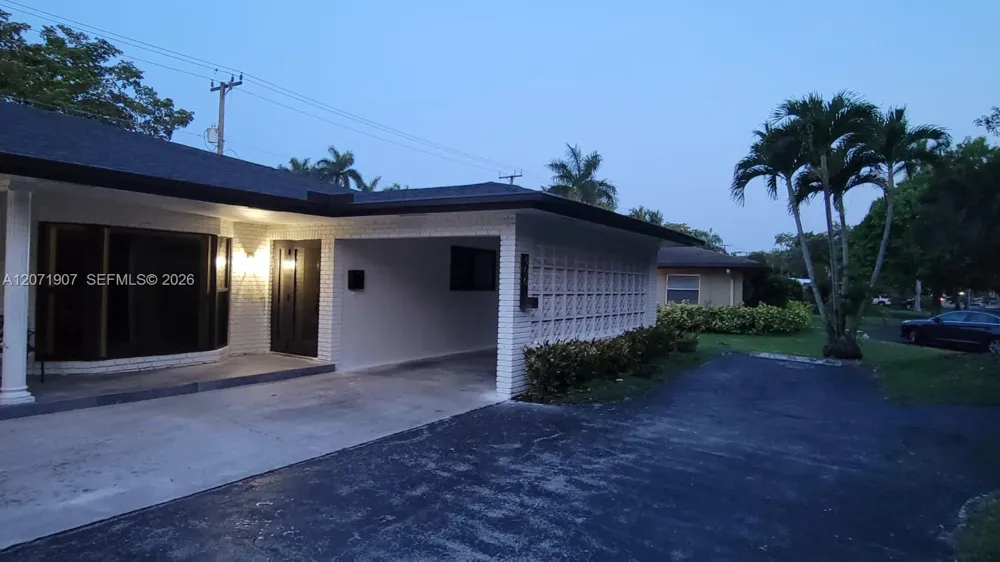 410 NW 65 Ave #410 Plantation, FL 33317