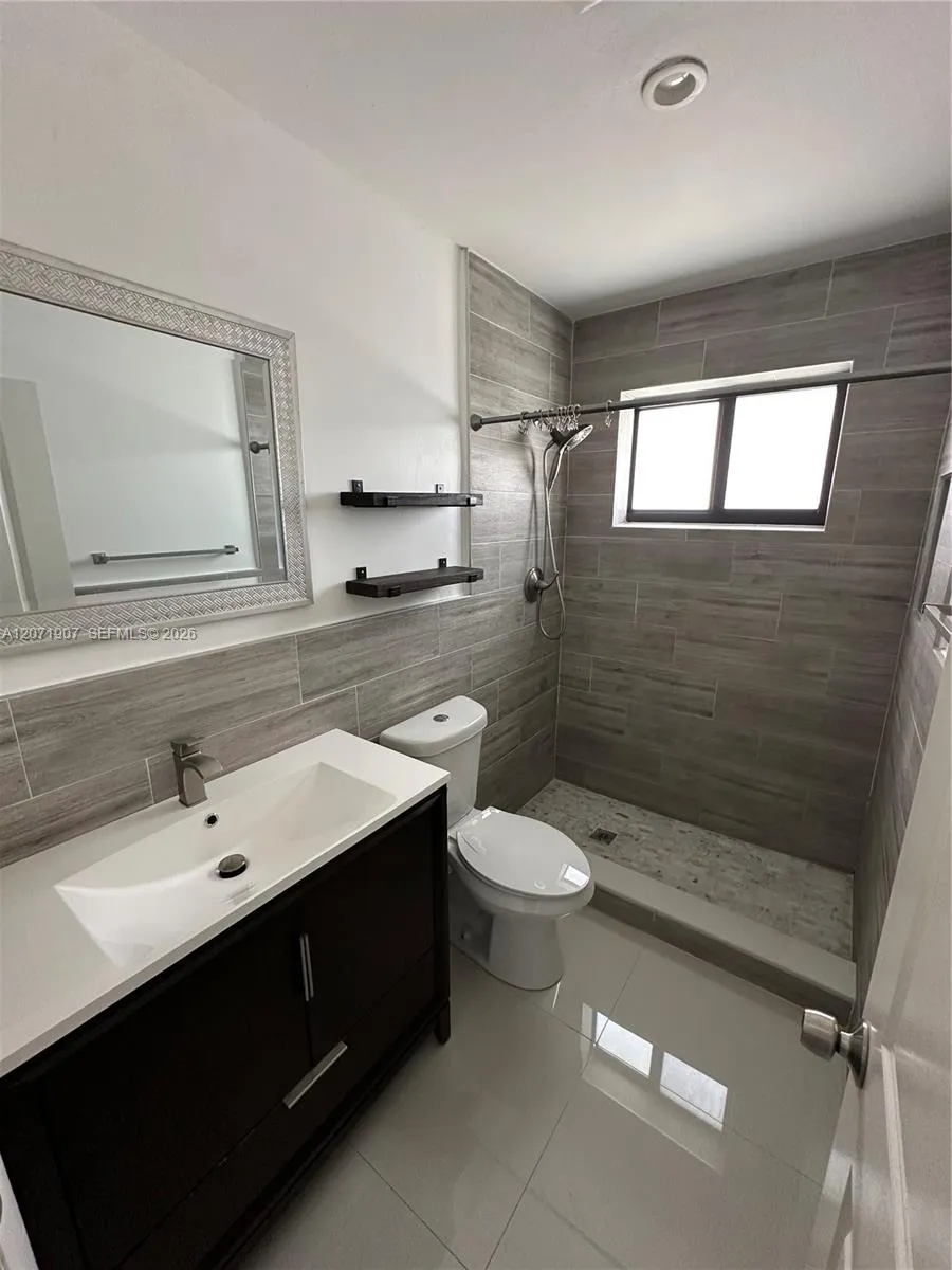 410 NW 65 Ave #410 Plantation, FL 33317