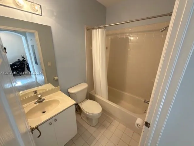2245 NE 42nd Ave Homestead, FL 33033