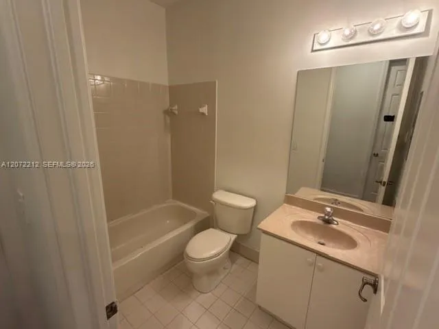 2245 NE 42nd Ave Homestead, FL 33033