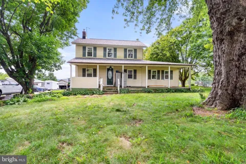 136 CROSSLAND LANE