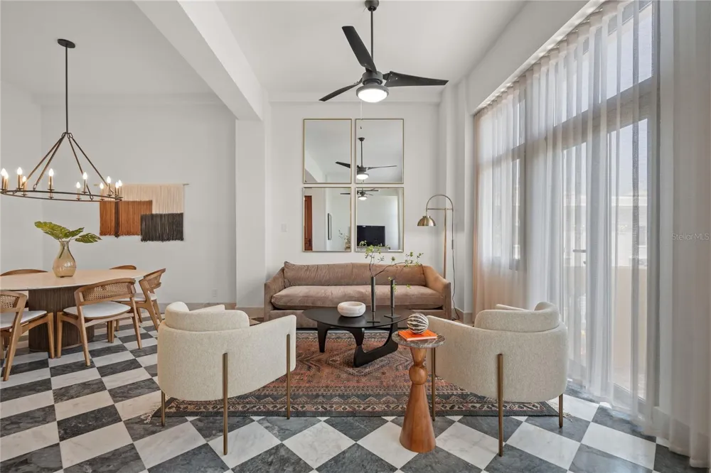 152 PLAZA DE ARMAS #302 San Juan, PR 00901