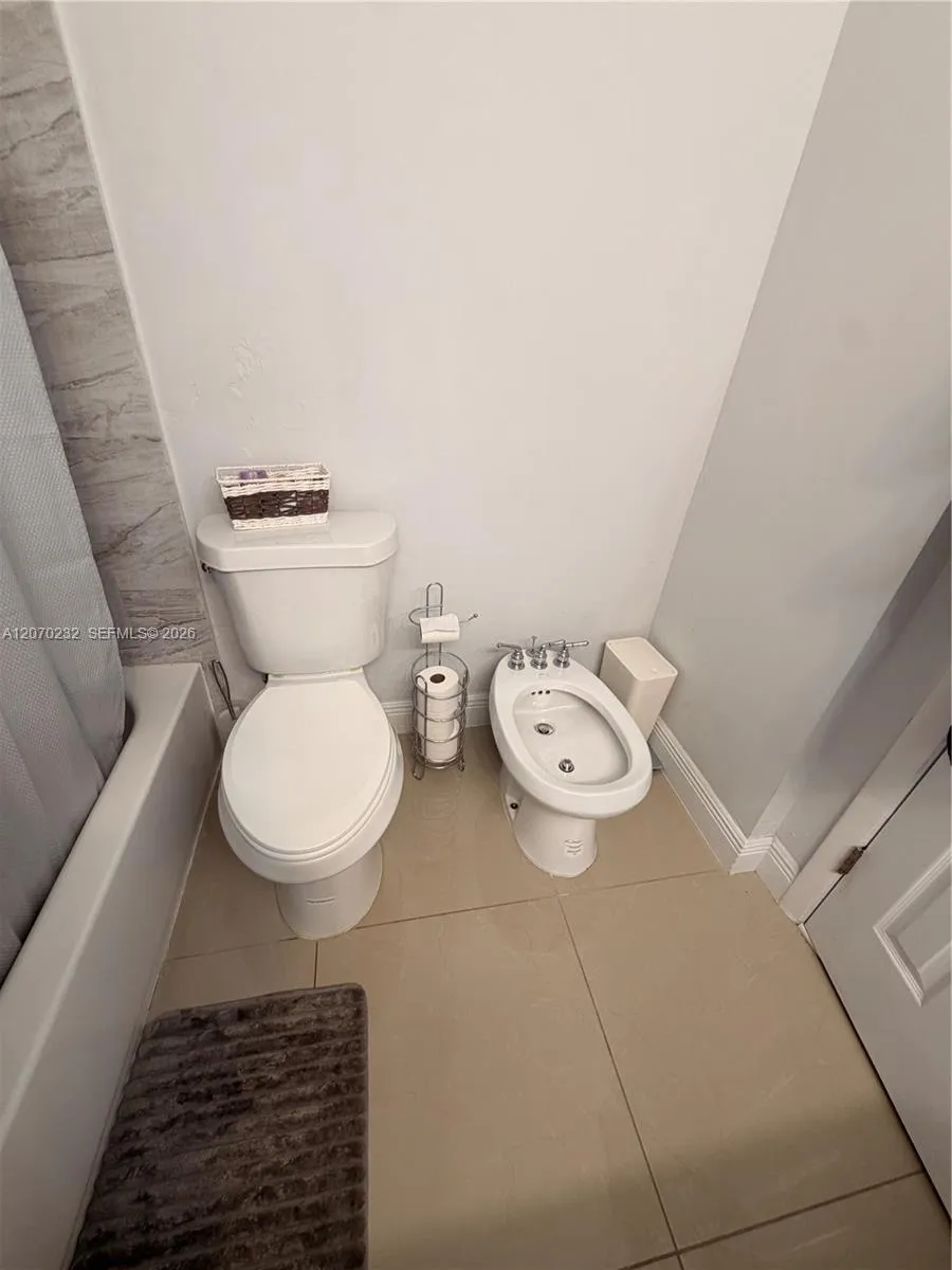 12241 SW 16th Ter #102-K Miami, FL 33175