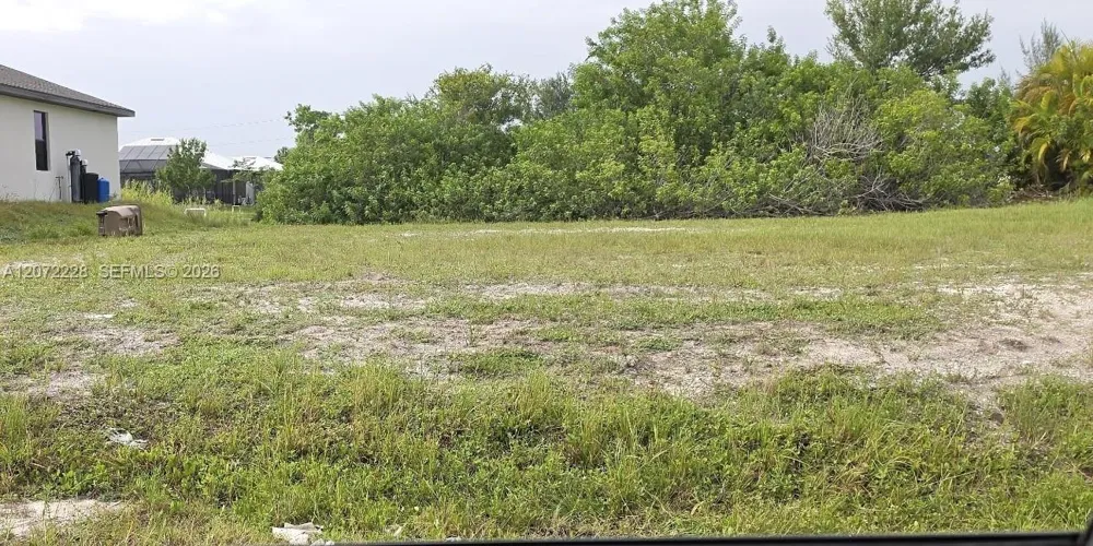 2925 Diplomat Pkwy W Cape Coral, FL 33993