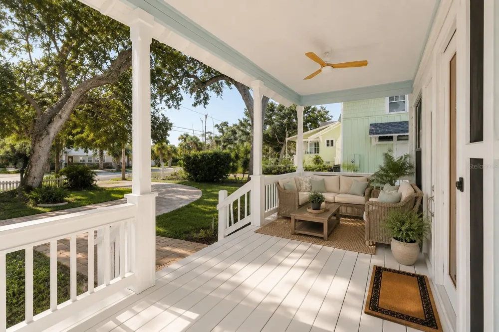 410 S PENINSULA AVENUE New Smyrna Beach, FL 32169