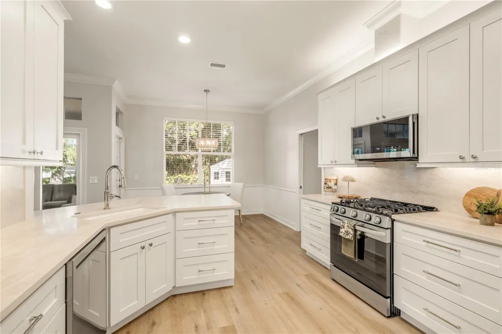 410 S PENINSULA AVENUE New Smyrna Beach, FL 32169