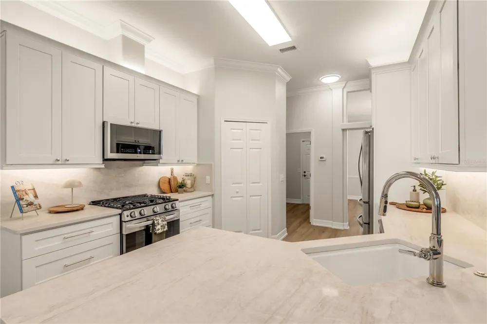 410 S PENINSULA AVENUE New Smyrna Beach, FL 32169