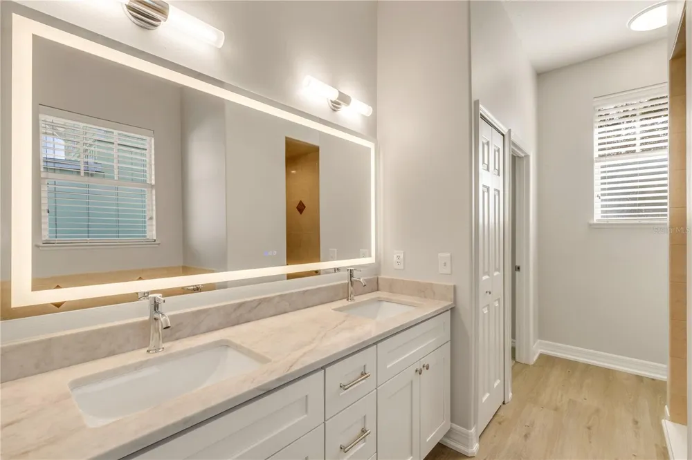 410 S PENINSULA AVENUE New Smyrna Beach, FL 32169