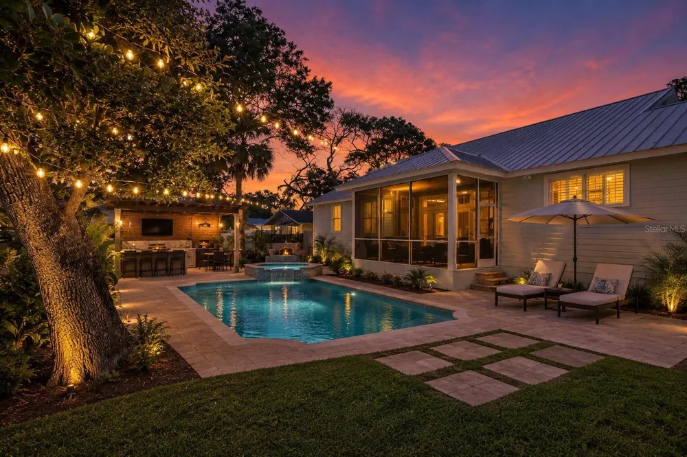 410 S PENINSULA AVENUE New Smyrna Beach, FL 32169
