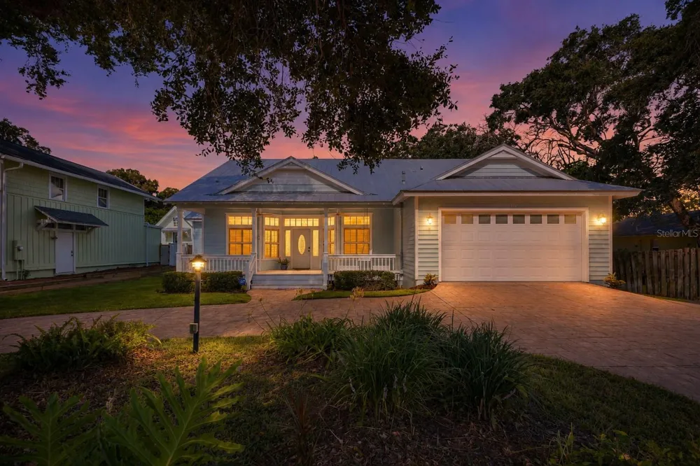 410 S PENINSULA AVENUE New Smyrna Beach, FL 32169