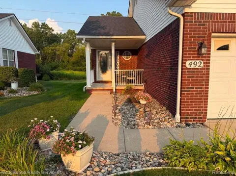 492 Harvard Drive #84