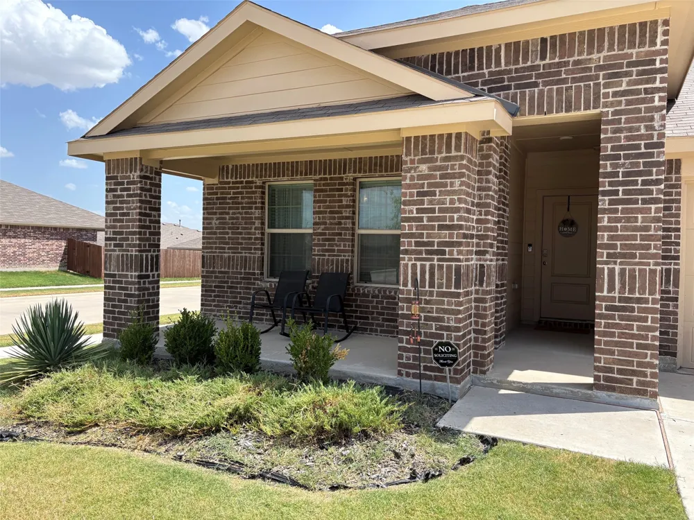 701 Emmons Creek Street Justin, TX 76247