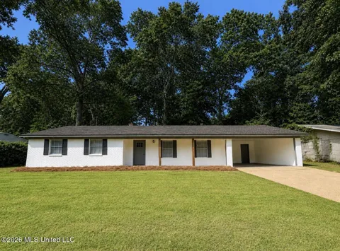 1016 Tanglewood Drive