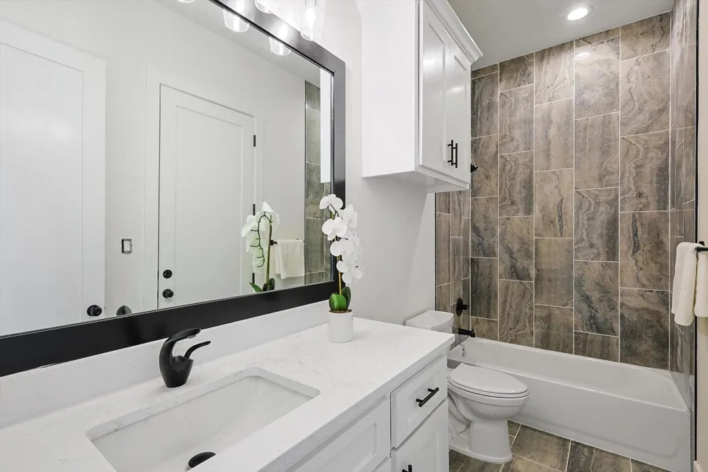 5009 Glenoaks Court Weatherford, TX 76088