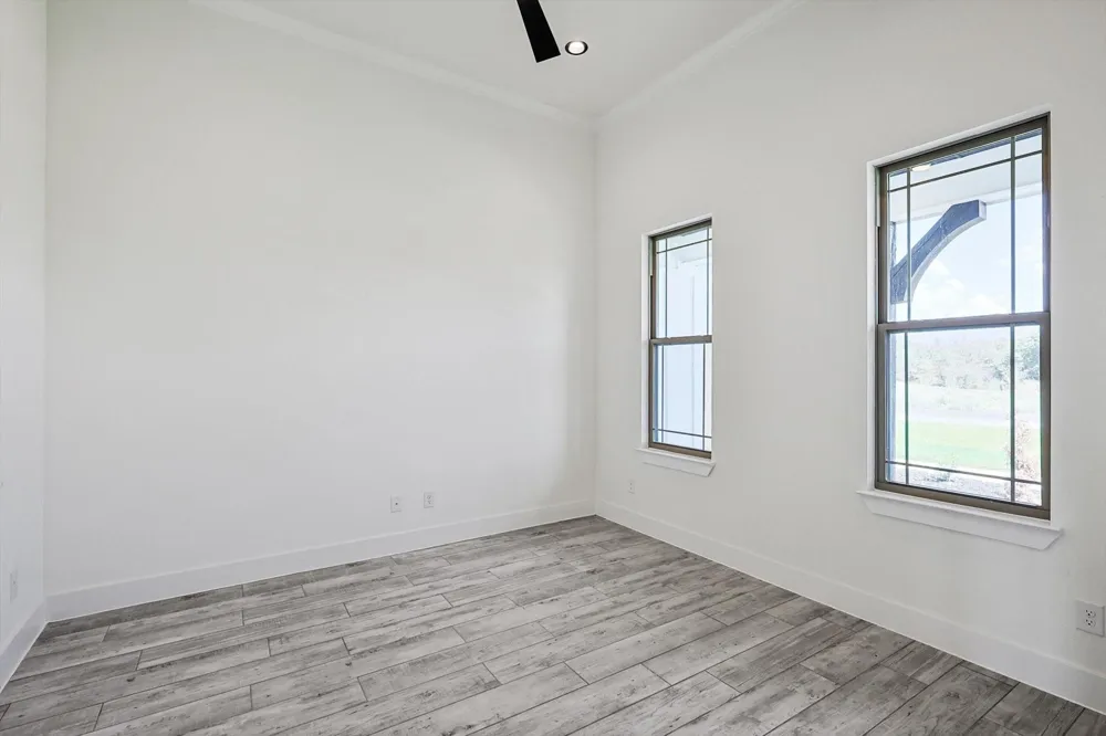 5009 Glenoaks Court Weatherford, TX 76088