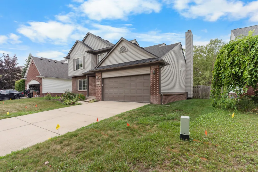 7734 Greene Farm Drive Ypsilanti, MI 48197