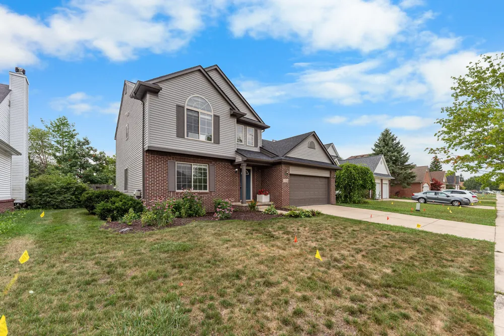 7734 Greene Farm Drive Ypsilanti, MI 48197