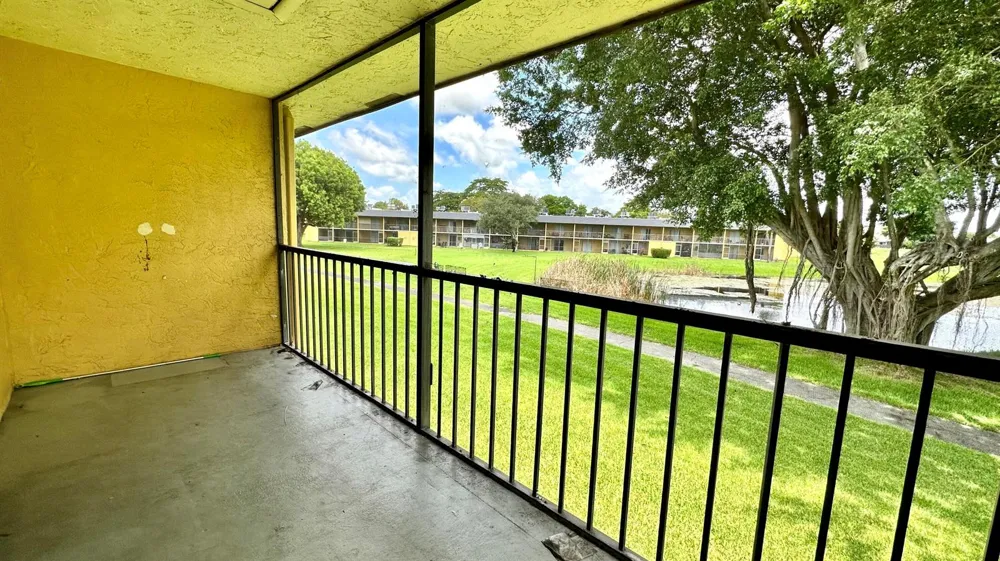 1632 Meadows Circle W Boynton Beach, FL 33436