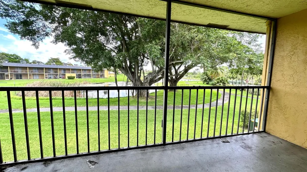 1632 Meadows Circle W Boynton Beach, FL 33436