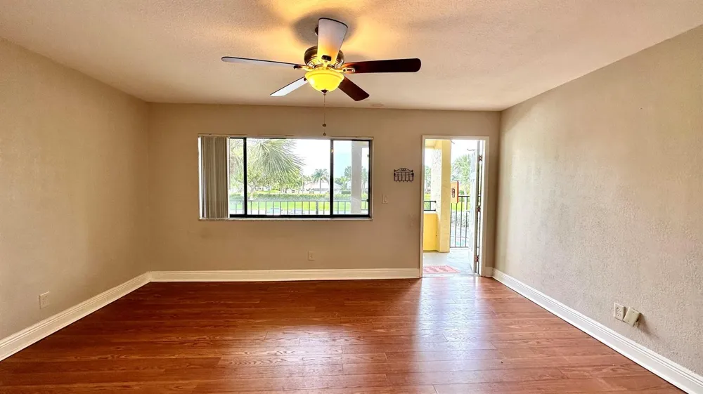 1632 Meadows Circle W Boynton Beach, FL 33436
