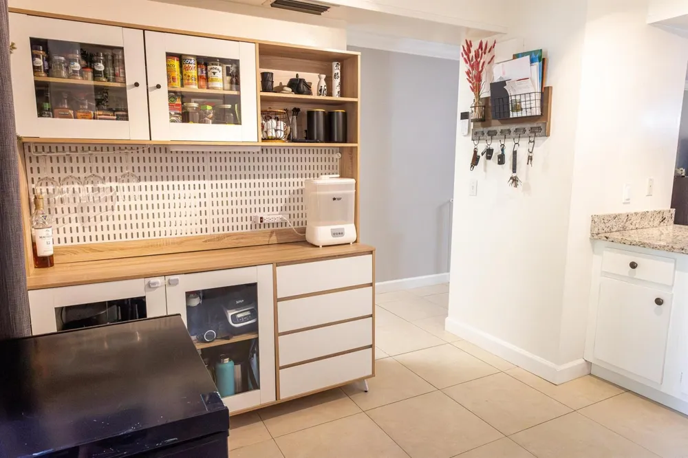 803 LAKEVIEW CIRCLE Royal Palm Beach, FL 33411
