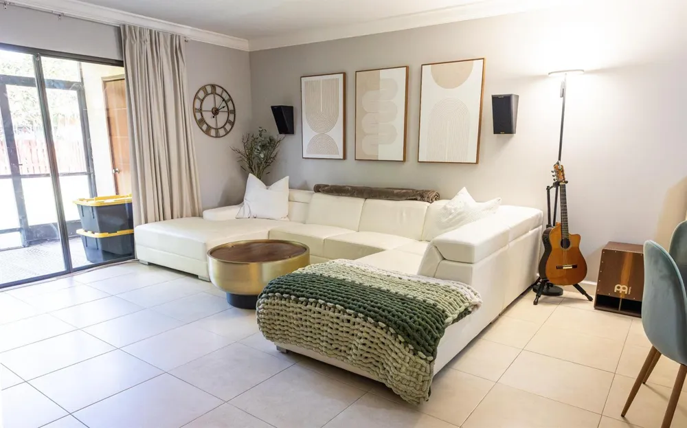 803 LAKEVIEW CIRCLE Royal Palm Beach, FL 33411