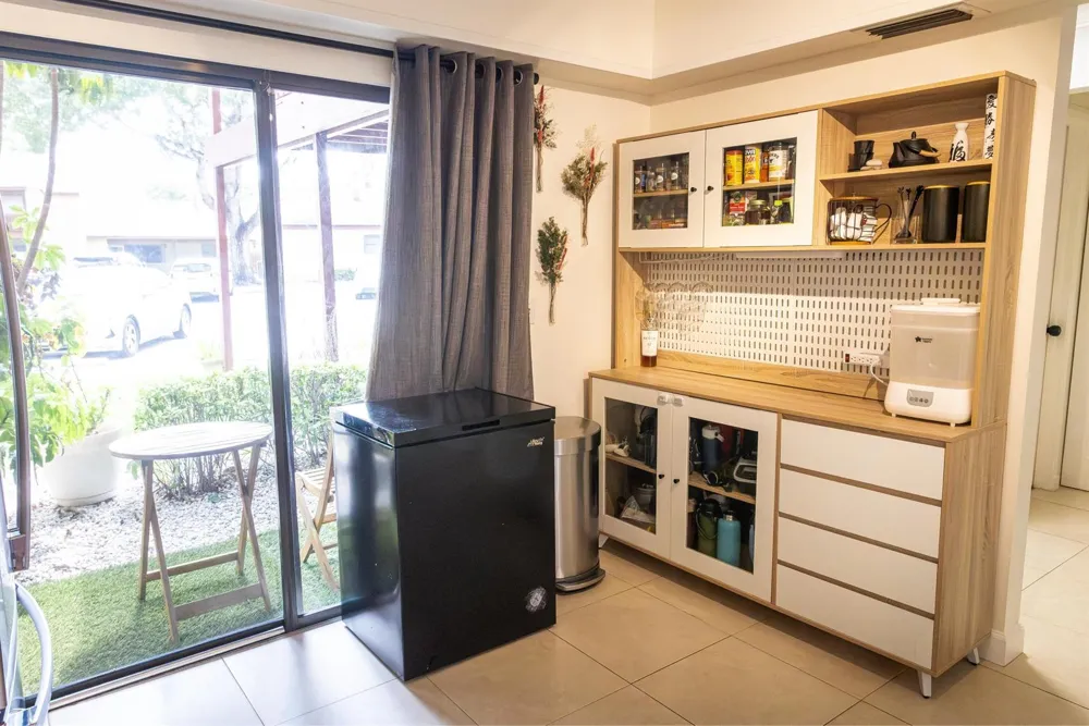 803 LAKEVIEW CIRCLE Royal Palm Beach, FL 33411