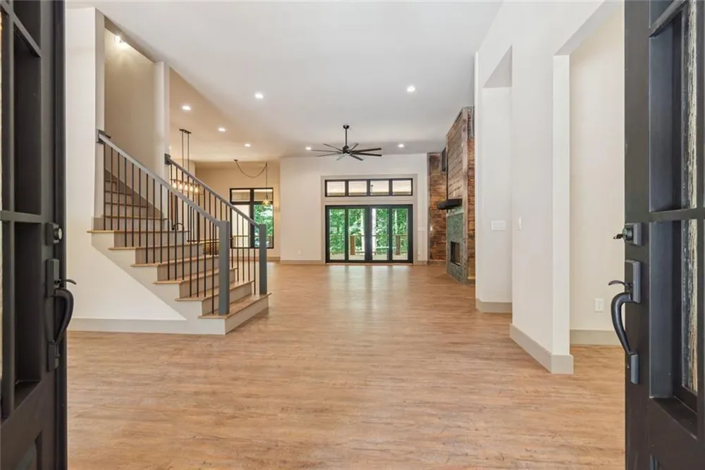 55 Melody Lane Dawsonville, GA 30534