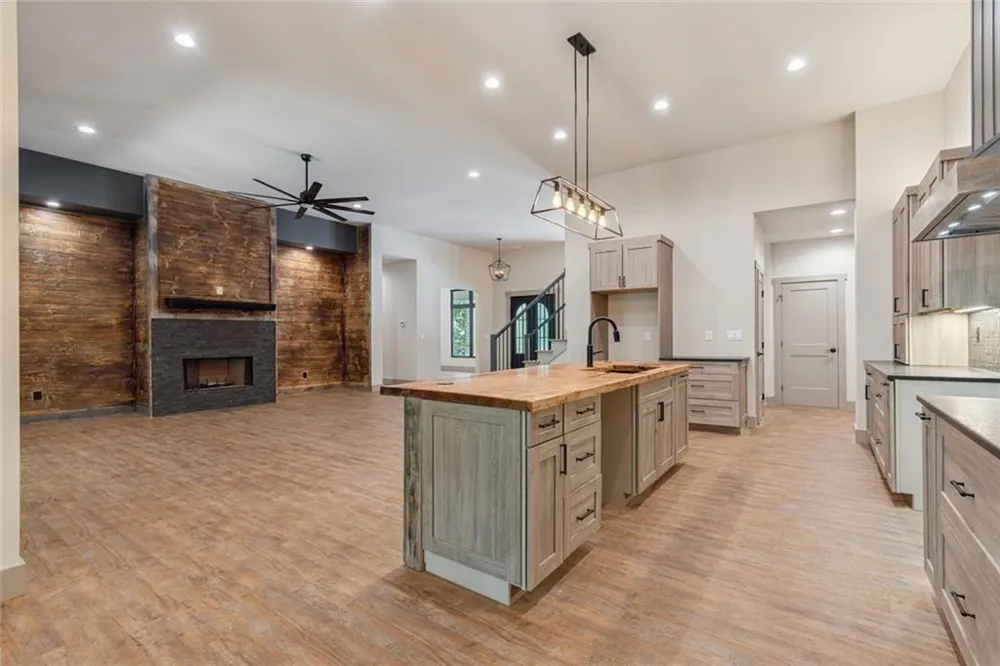 55 Melody Lane Dawsonville, GA 30534