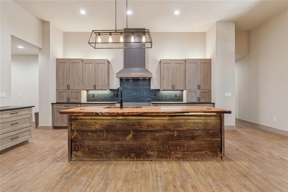 55 Melody Lane Dawsonville, GA 30534
