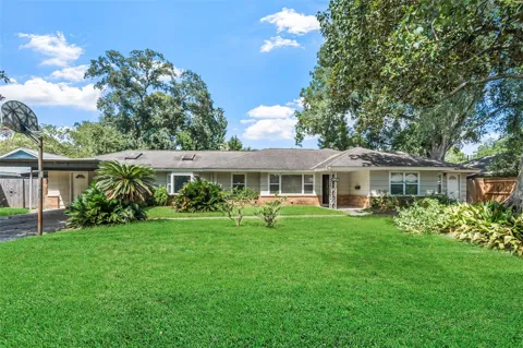 9346 Willowview Lane
