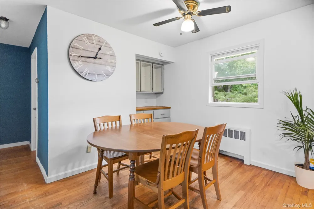 2 Seminole Drive Bay Shore, NY 11706
