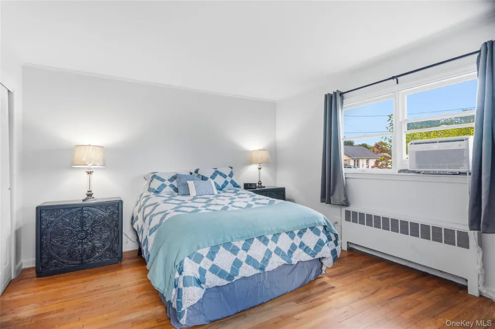 2 Seminole Drive Bay Shore, NY 11706