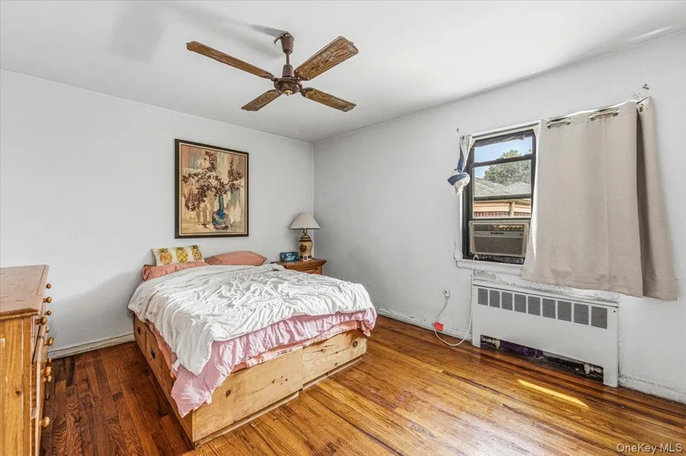 220-15 75th Avenue #86A2 Oakland Gardens, NY 11364